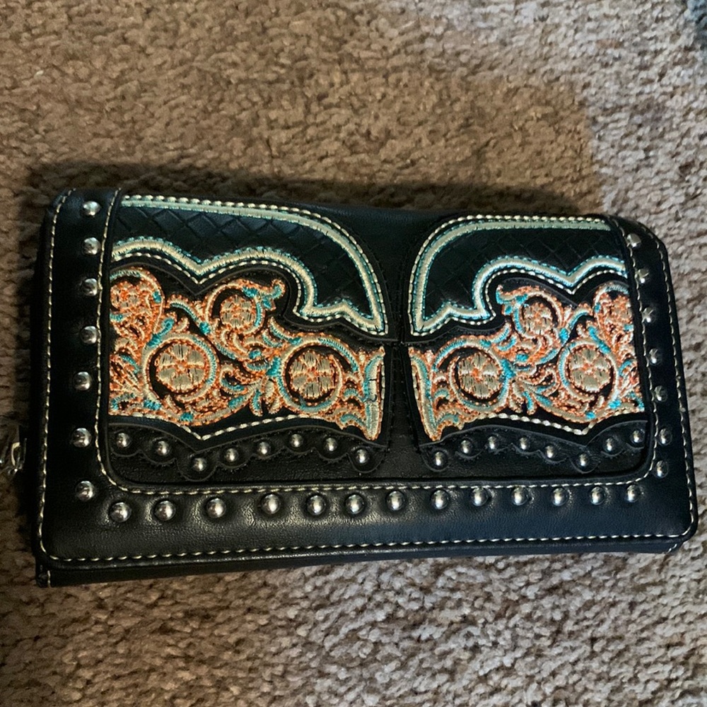 Montana west wallet